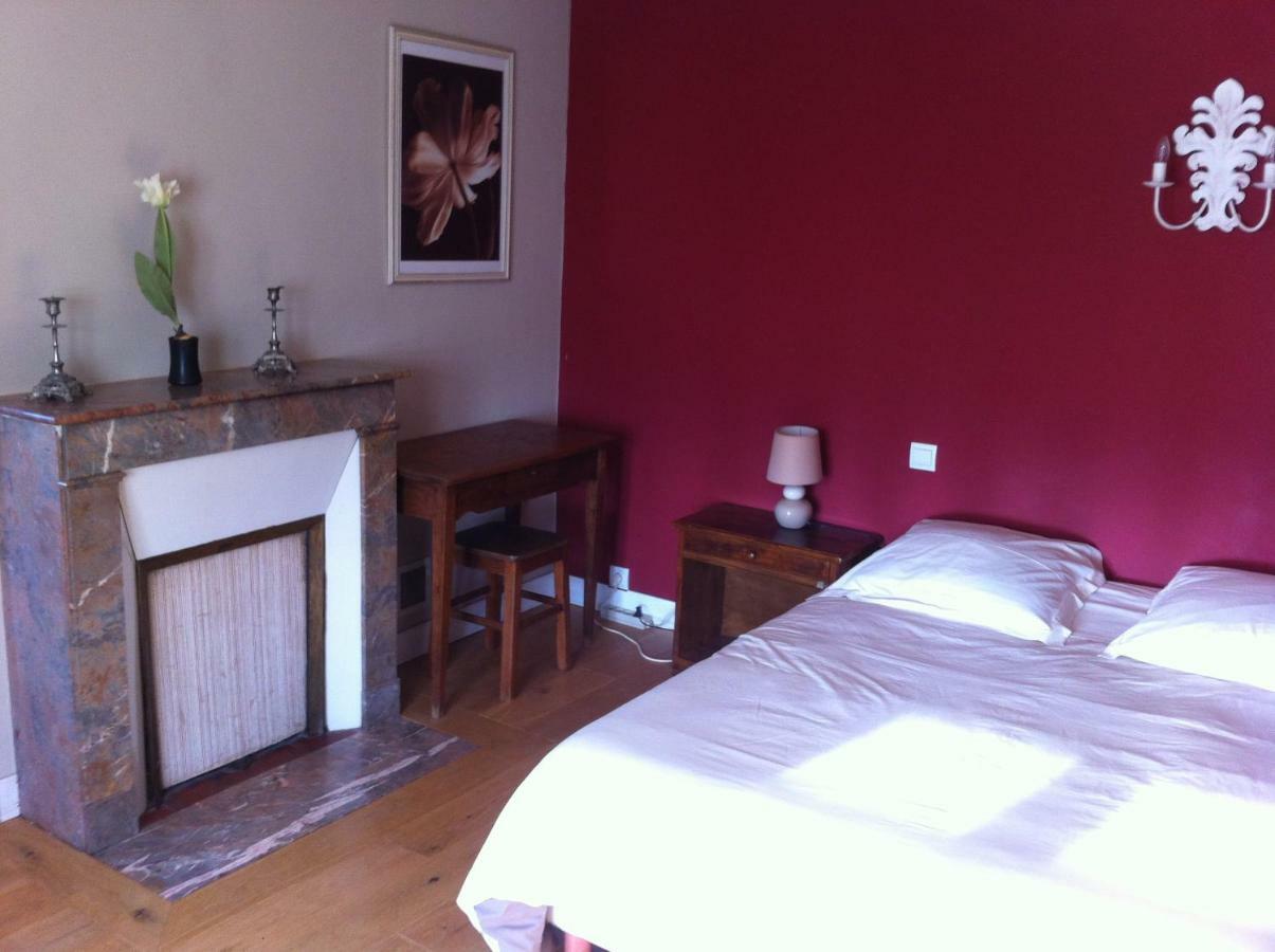 La Ferme Des Vignes Bed & Breakfast Hotot-en-Auge Exterior photo
