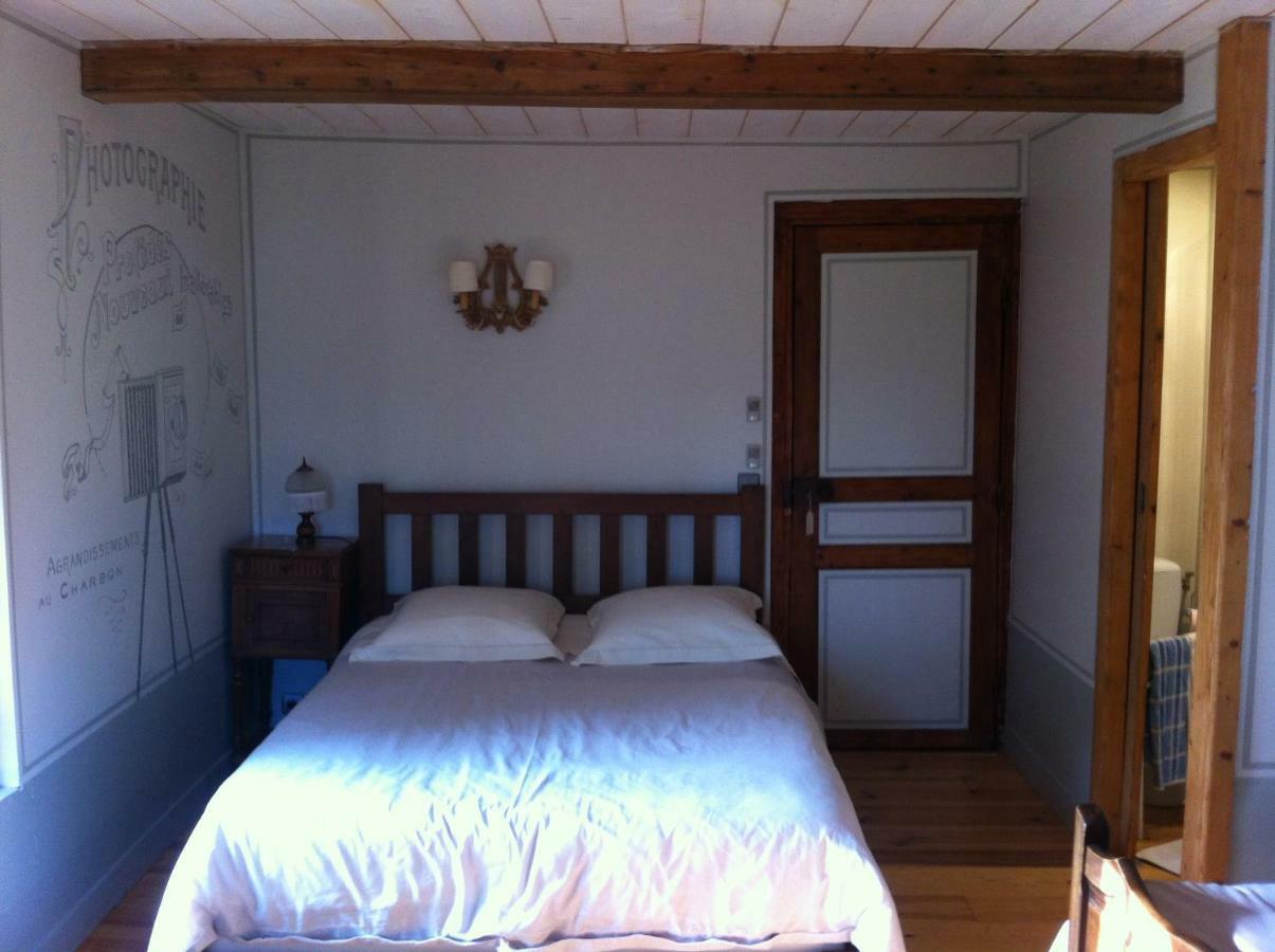 La Ferme Des Vignes Bed & Breakfast Hotot-en-Auge Exterior photo