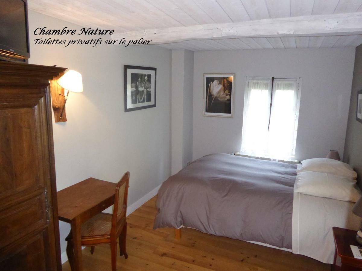 La Ferme Des Vignes Bed & Breakfast Hotot-en-Auge Exterior photo