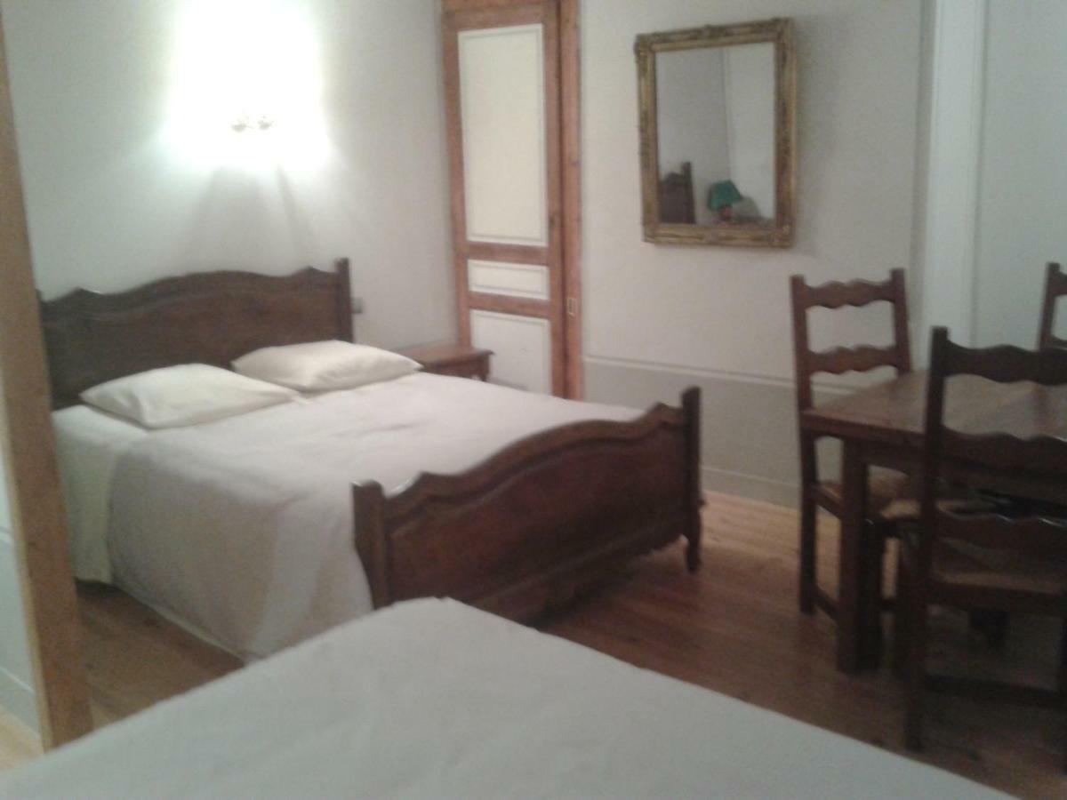 La Ferme Des Vignes Bed & Breakfast Hotot-en-Auge Exterior photo