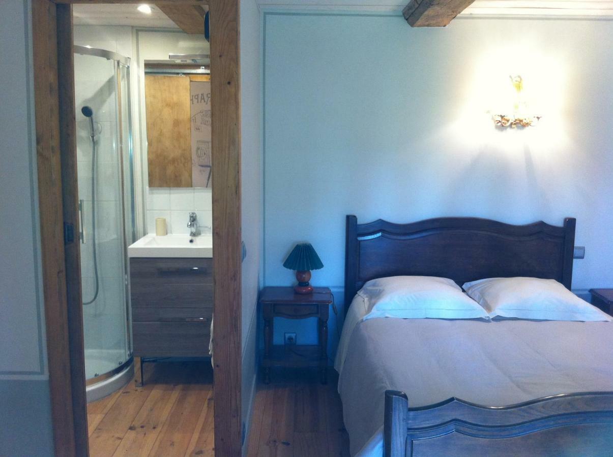 La Ferme Des Vignes Bed & Breakfast Hotot-en-Auge Exterior photo